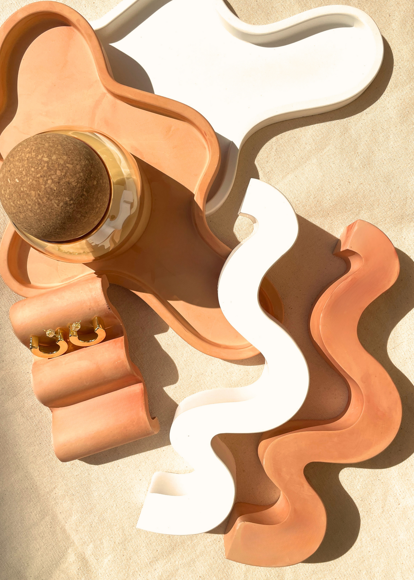 Iya Wavy Candle holder