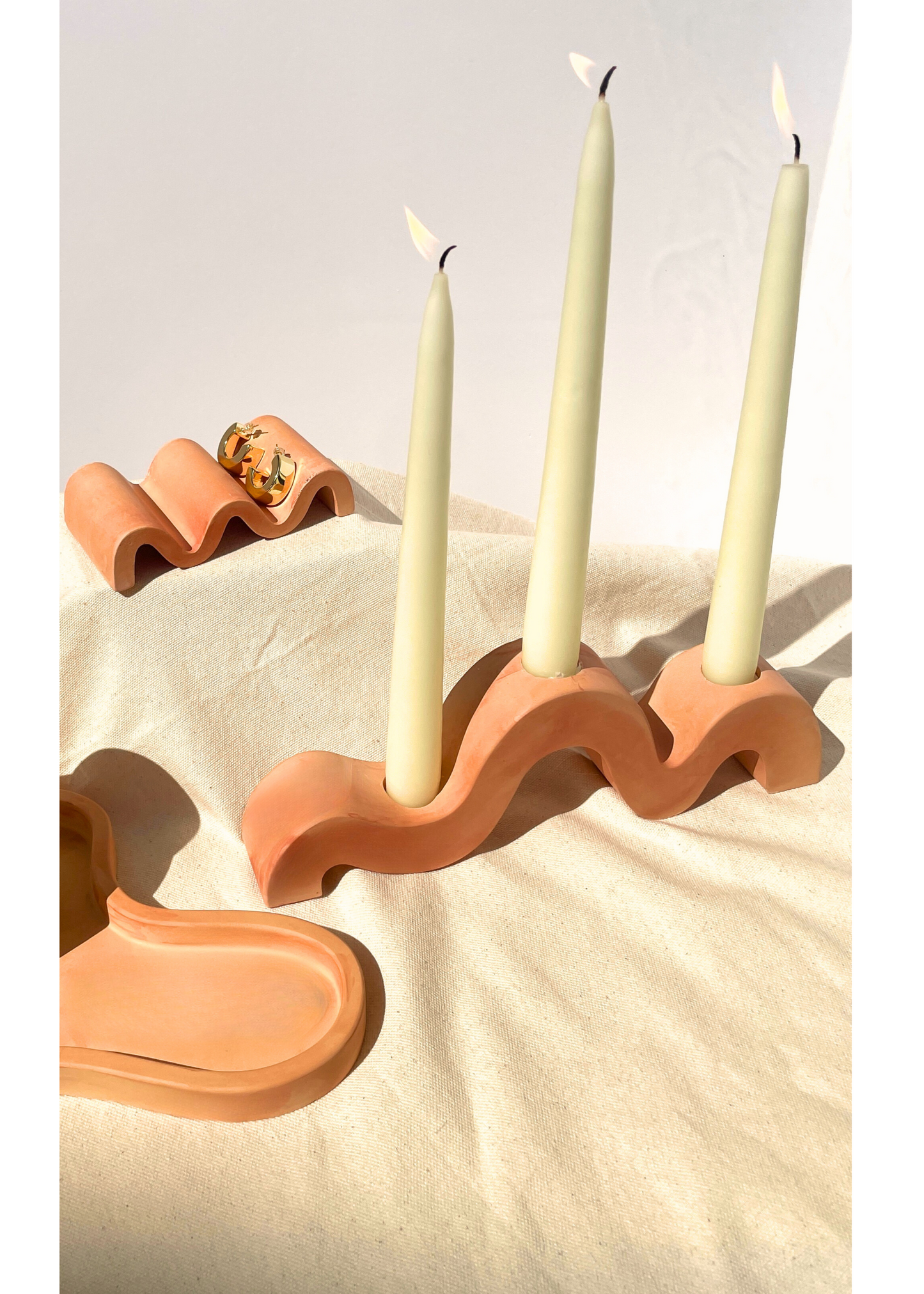 Iya Wavy Candle holder